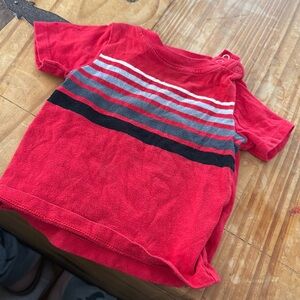 Red short sleeve shirt, 6-9 months